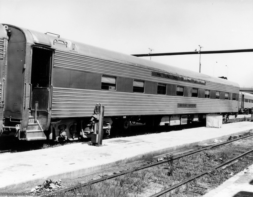 Santa Fe 4-4-2 Sleeper "Regal River"